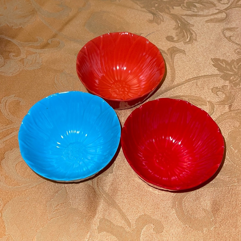 Melmac Multi-Color Small Flower Bowls